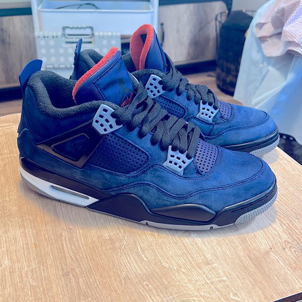 10.5 Jordan 3 winterized Loyal Blue
